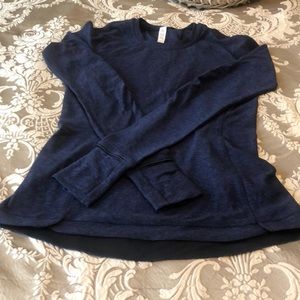NWOT Lululemon long sleeve shirt.